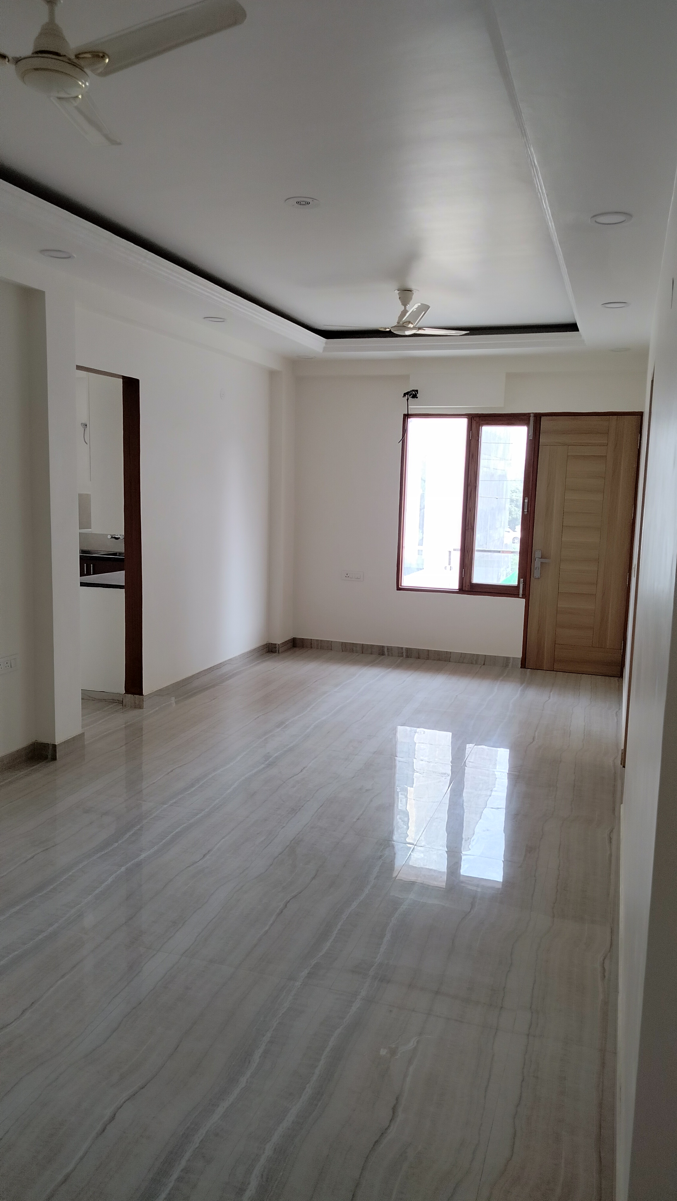 Rental 3 Bedroom 2450 Sq.Ft. Independent House in Sushant Lok 3, Sector