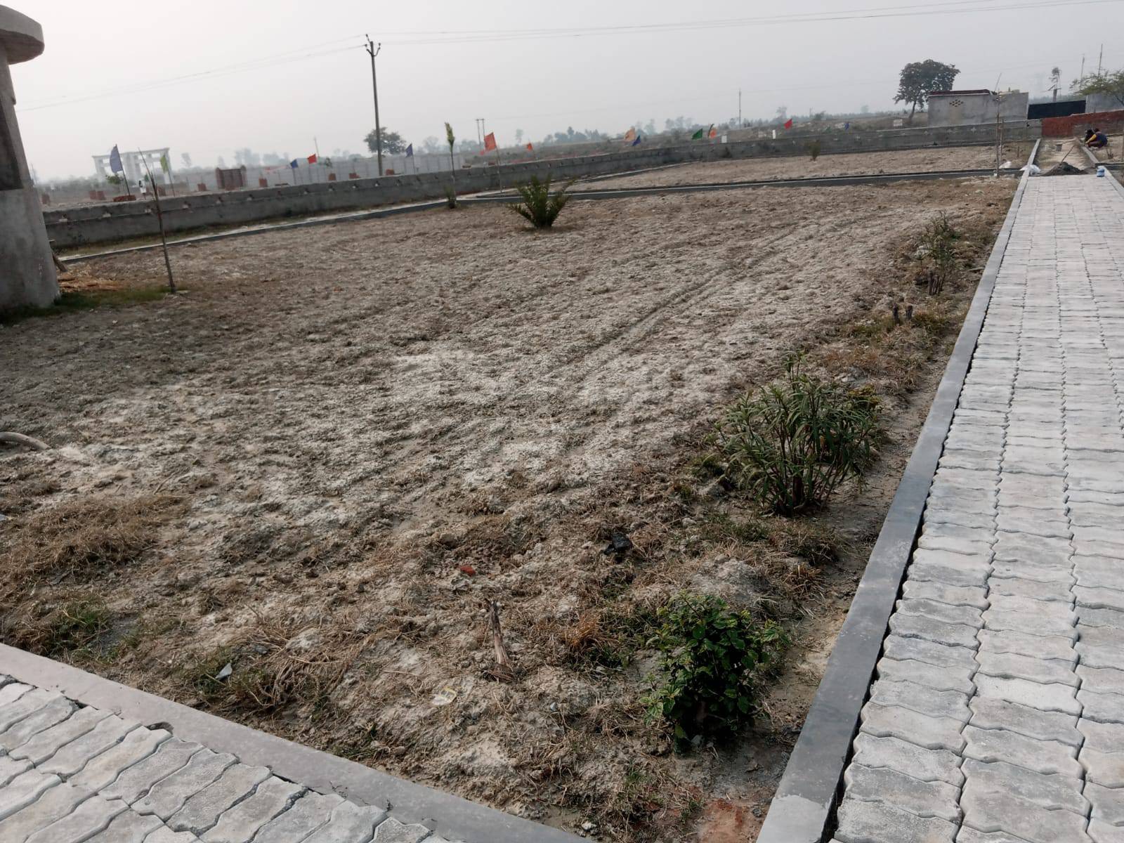 Resale 1222 Sq.Ft. Plot in Hitech Farms, Nagram Road Lucknow 4671327