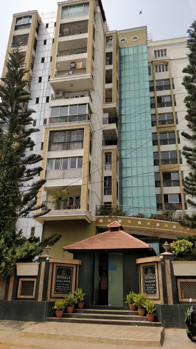 Resale 3 Bedroom 2200 Sq.Ft. Apartment in Ashwini Residency RMV 2nd