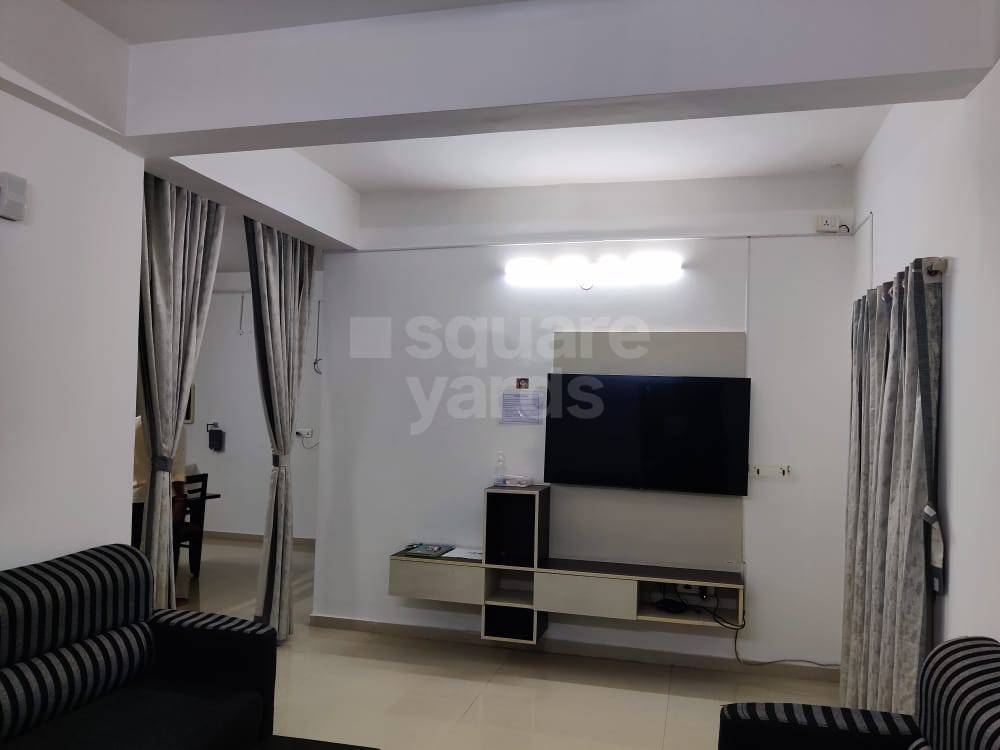 Rental 3 Bedroom 2100 Sq.Ft. Apartment in Whitefields Hyderabad 4676260