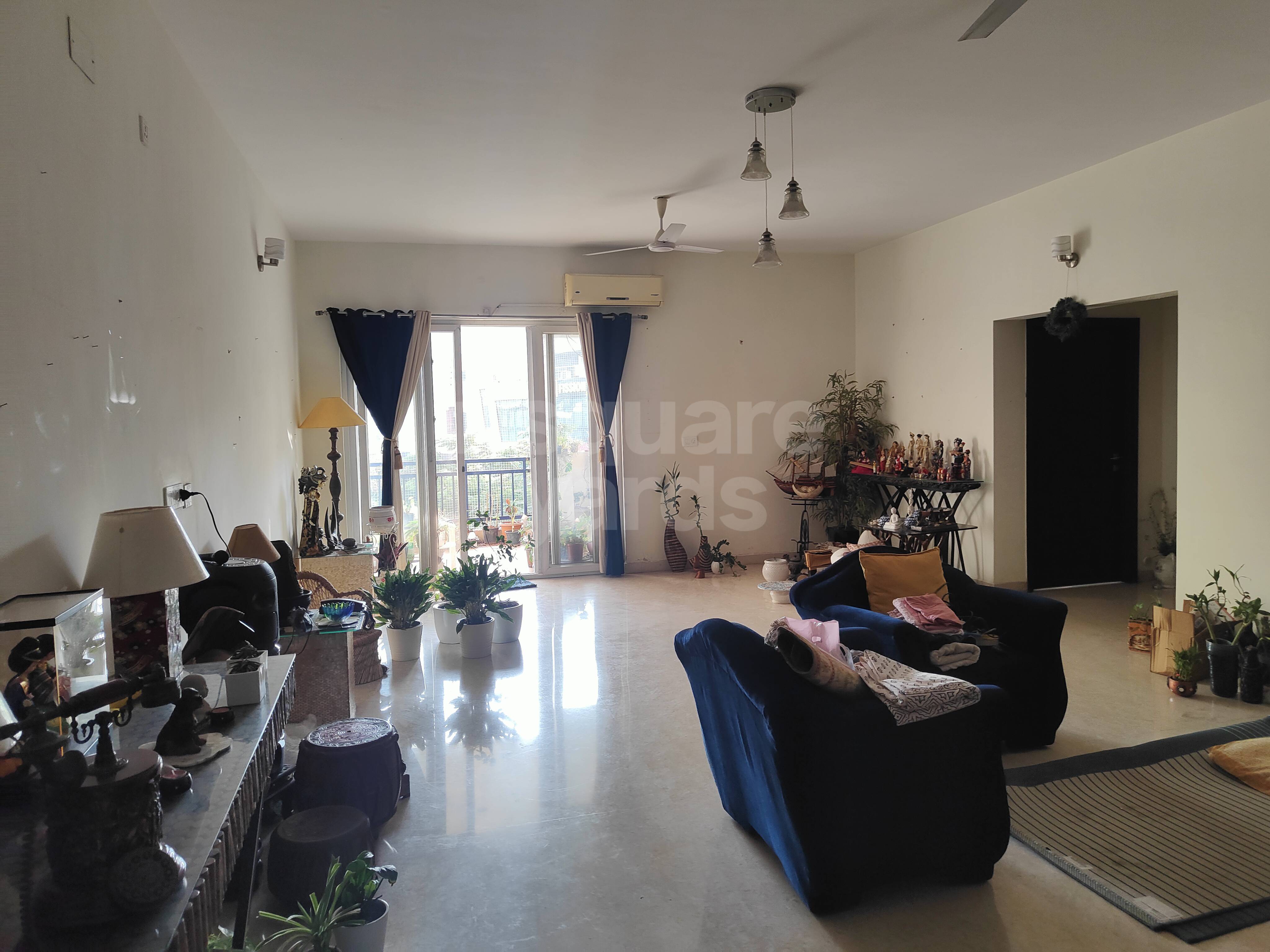 Rental 4 Bedroom 3270 Sq.Ft. Apartment in K Raheja Corp Quiescent