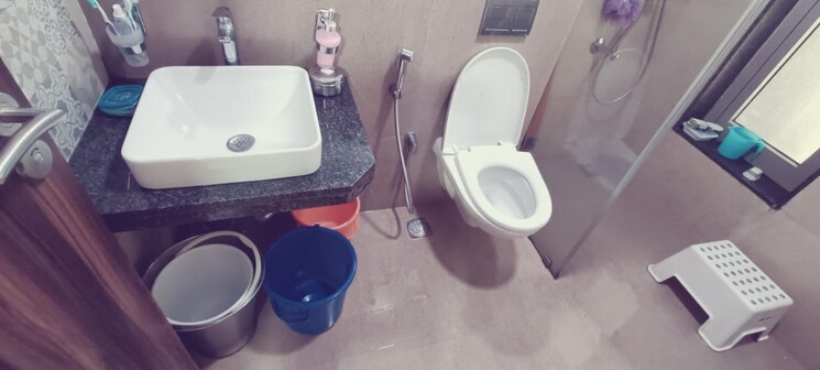 Bathroom, adani-western-heights-sky-apartments 4 Bedroom 2500 Sq.Ft. Apartment In Andheri West Mumbai 4686013