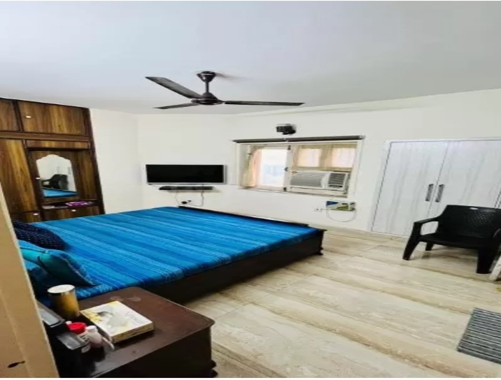 Resale 2 Bedroom 1000 Sq.Ft. Apartment in Ip Extension Delhi 4949365