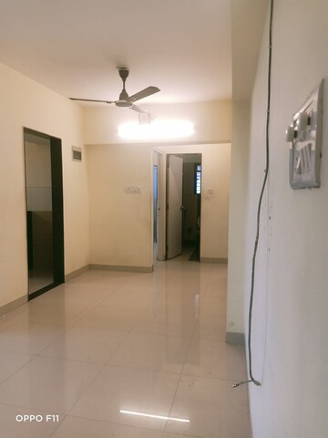 Bedroom in 2 BHK Apartment at Palash Towers, Andheri West – for Rent
