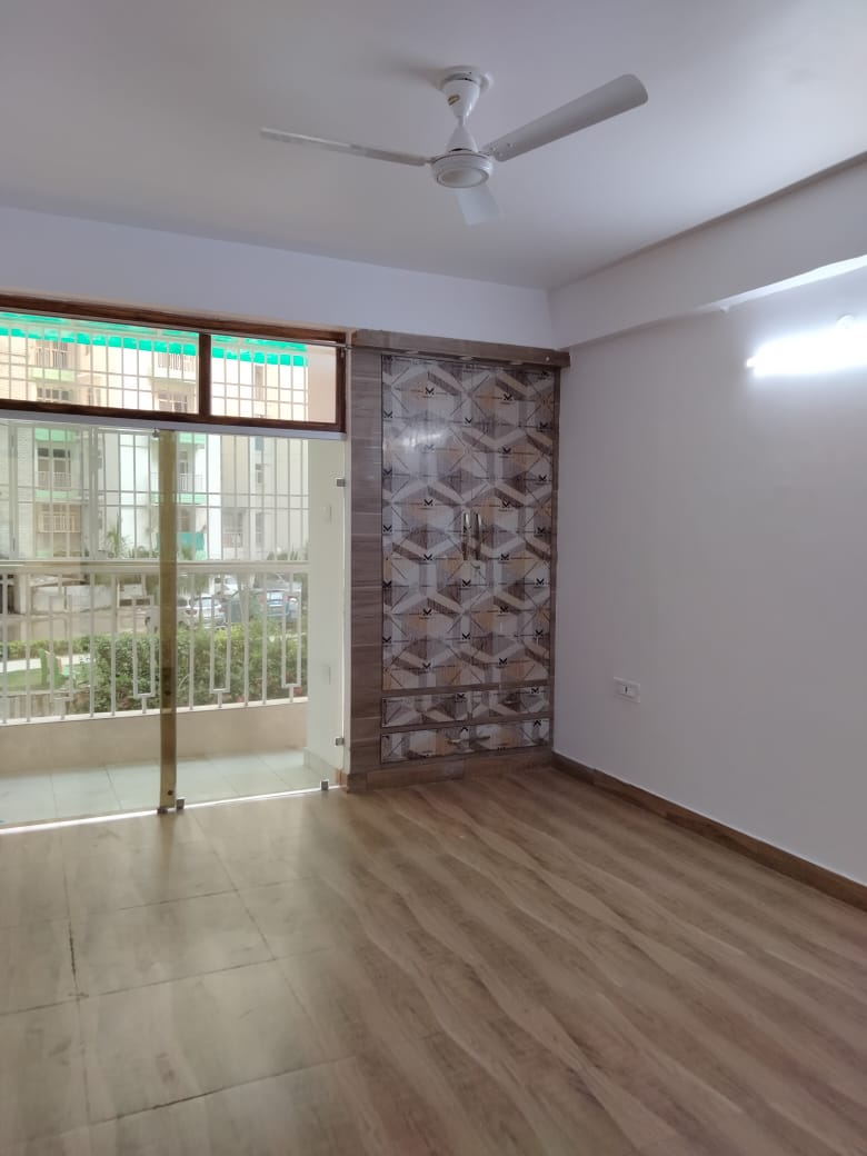 Rental 2 Bedroom 1000 Sq.Ft. Apartment in SVP Gulmohar Greens Phase II