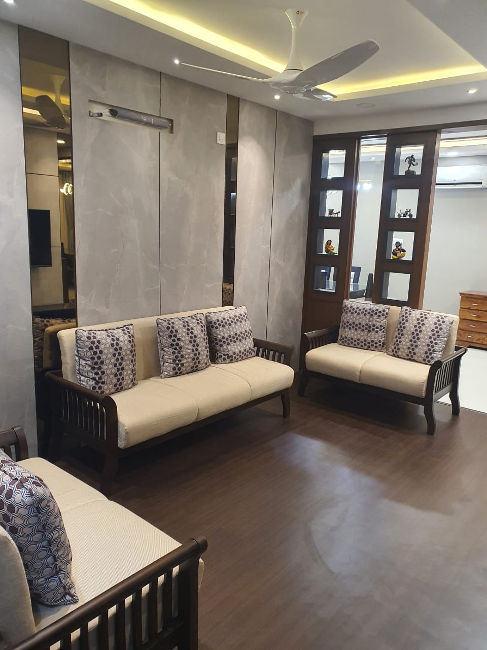 Resale 3 Bedroom 1800 Sq.Ft. Apartment in Alekhya Palm Woods