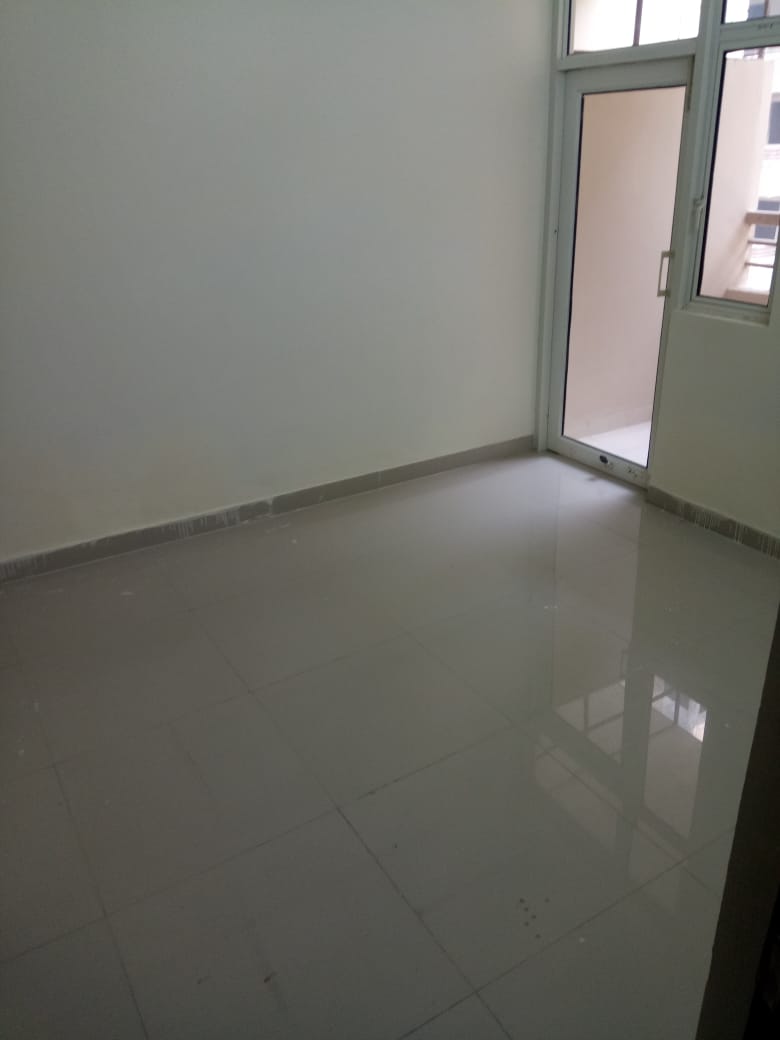 Resale 2.5 Bedroom 850 Sq.Ft. Apartment in Proview Shalimar City Phase