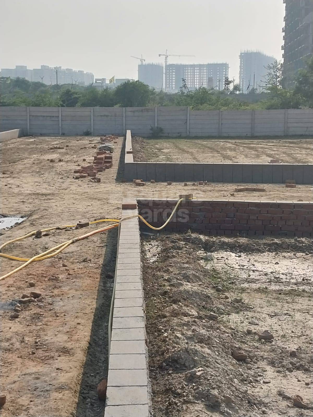 Resale 2000 Sq.Ft. Plot in Gomti Estate Phase III, Gomati Nagar Lucknow