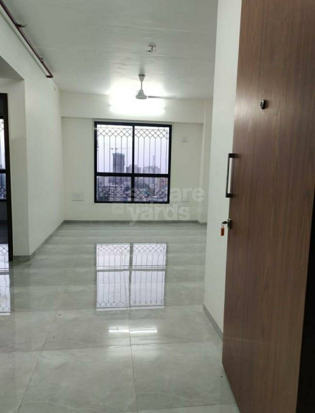 Rental 1 Bedroom 550 Sq.Ft. Apartment in Kohinoor Tower Dadar, Dadar