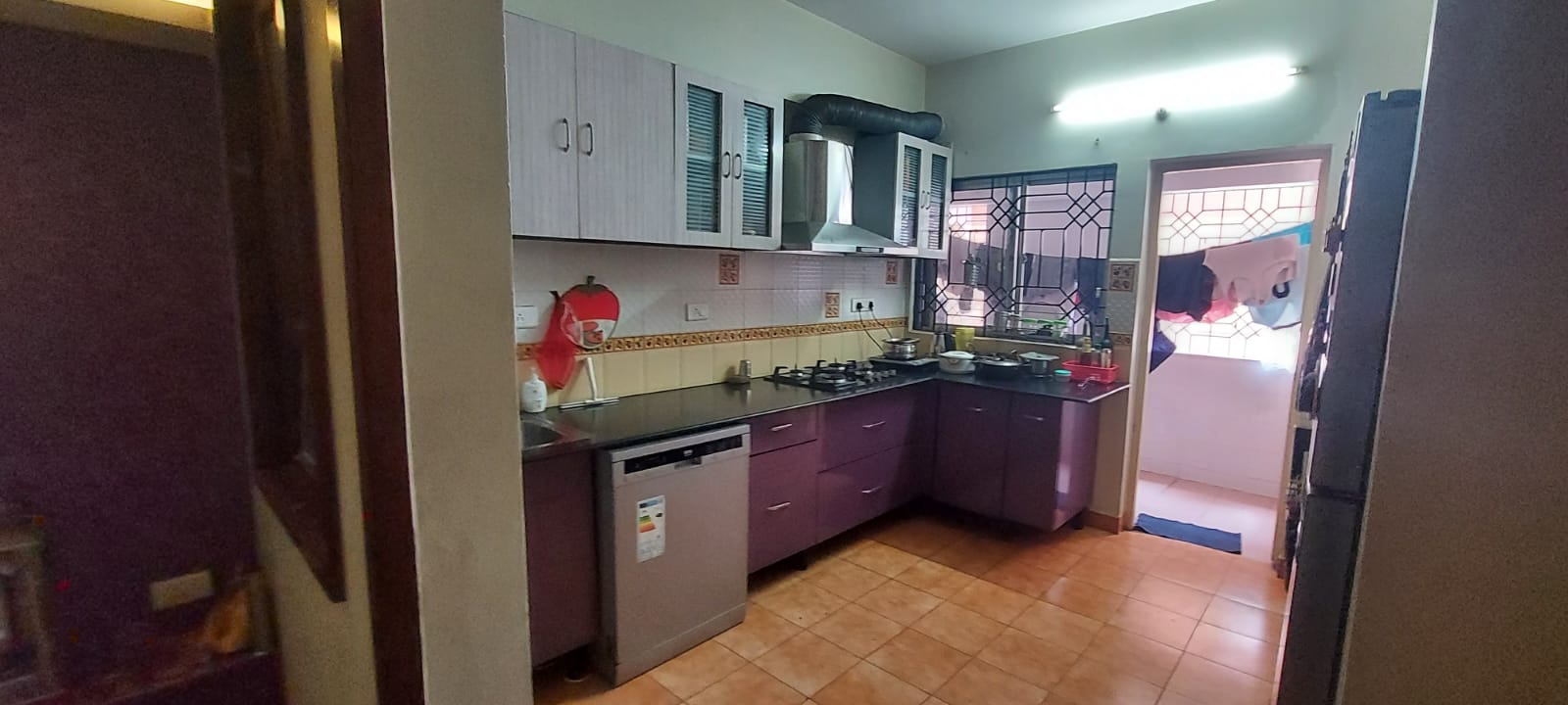 Rental 3 Bedroom 2160 Sq.Ft. Apartment in Cybercity Rainbow Vistas Rock