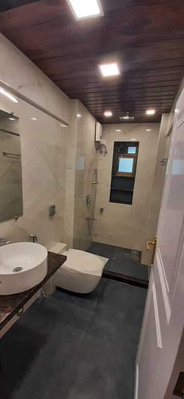 Bathroom in 2 BHK Apartment at Aashirwad Apartments, Andheri West – for Rent