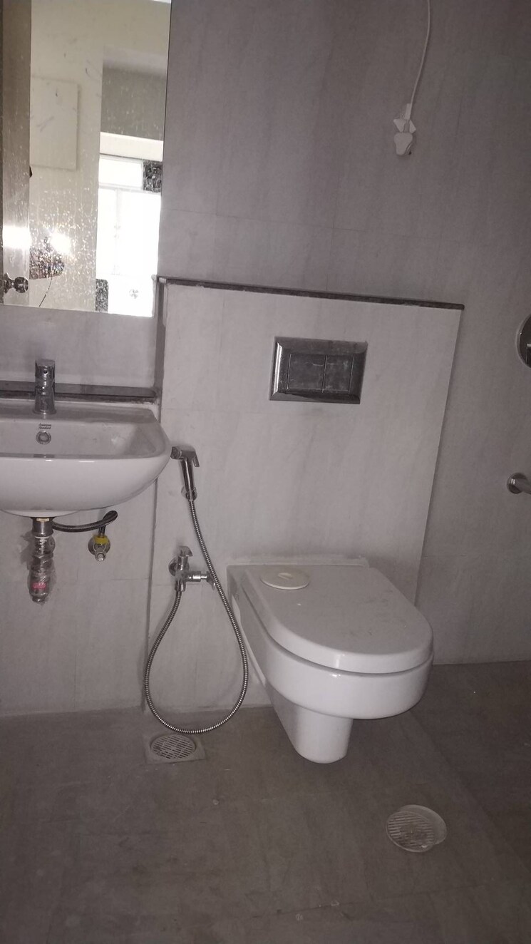 Bathroom, godrej-prime 4 Bedroom 1800 Sq.Ft. Apartment In Chembur Mumbai 4729132