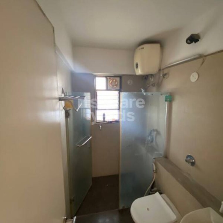Bathroom, kool-homes-solitaire-i 3 Bedroom 1500 Sq.Ft. Apartment In Kondhwa Pune 4730021