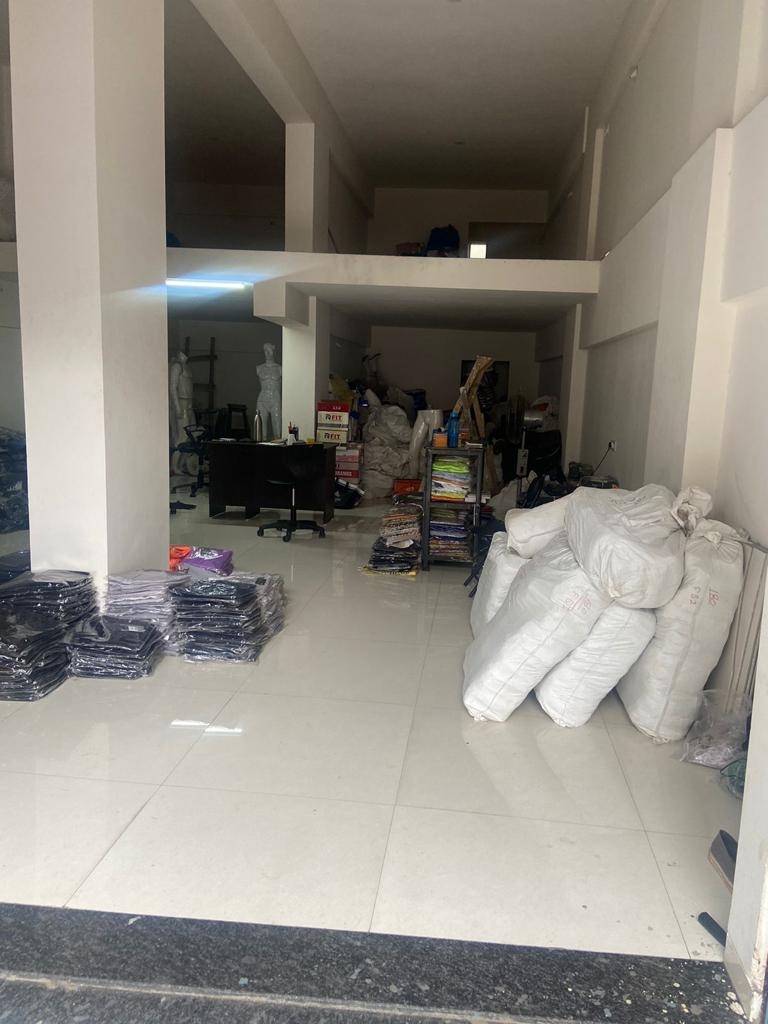 Resale Commercial Shop 800 Sq.Ft. in Pinnacle Pride Tilak Road, Tilak