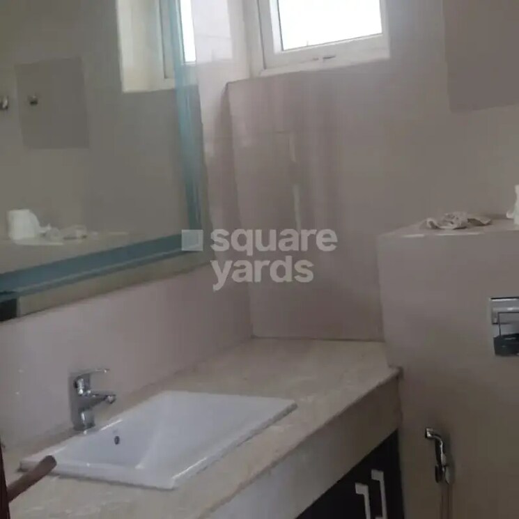 Bathroom, emaar-the-palm-drive-palm-studios 2 Bedroom 1200 Sq.Ft. Apartment In Sector 66 Gurgaon 4733323