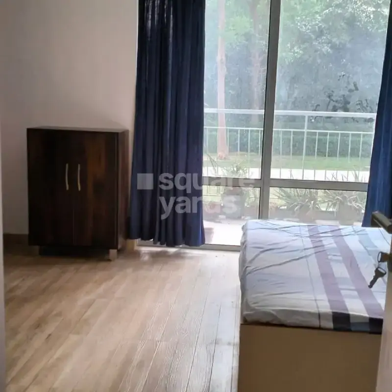 3 BHK + Servant Room Apartment For Rent in Ireo Uptown
