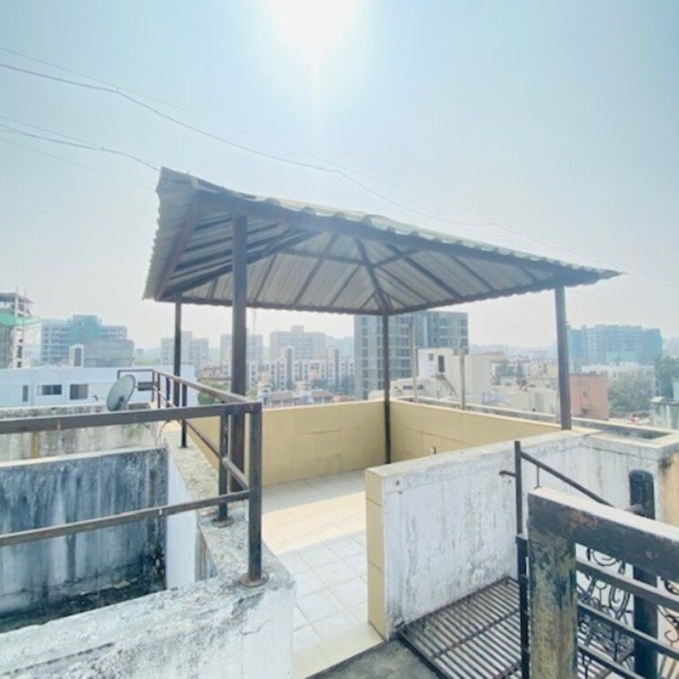 Terrace, suda-silver-estate 2.5 Bedroom 2017 Sq.Ft. Penthouse In Kondhwa Pune 4733160