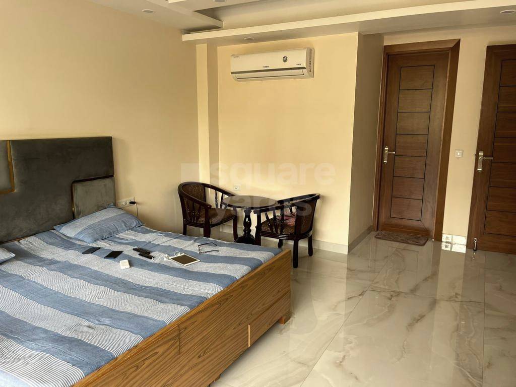 Rental 2 Bedroom 850 Sq.Ft. Apartment in Ansal Plaza Sector23, Sector