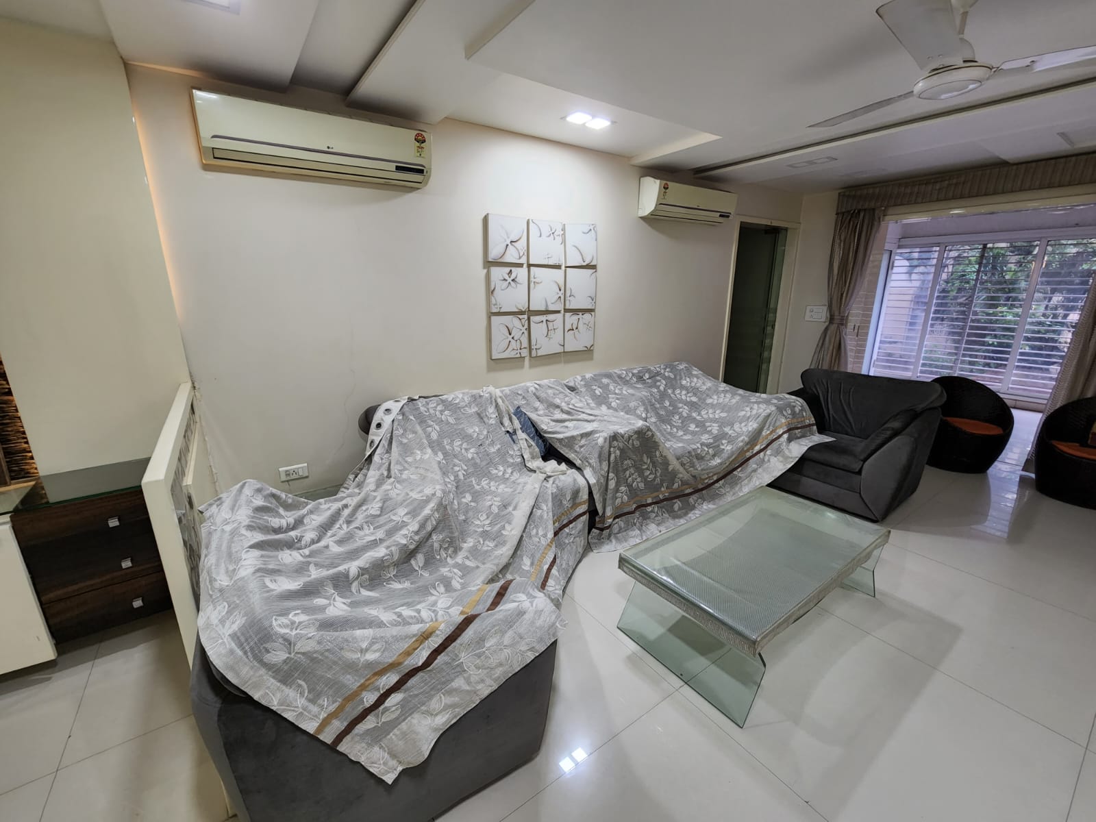 Resale 4 Bedroom 2180 Sq.Ft. Apartment in Mutha Himgiri Residency