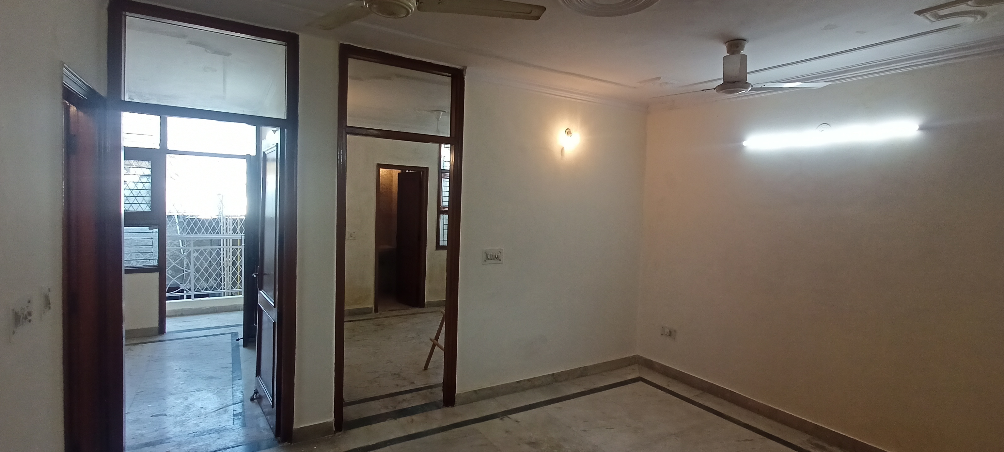 Rental Studio 300 Sq.Ft. Builder Floor in RWA Khirki Extension Block JA