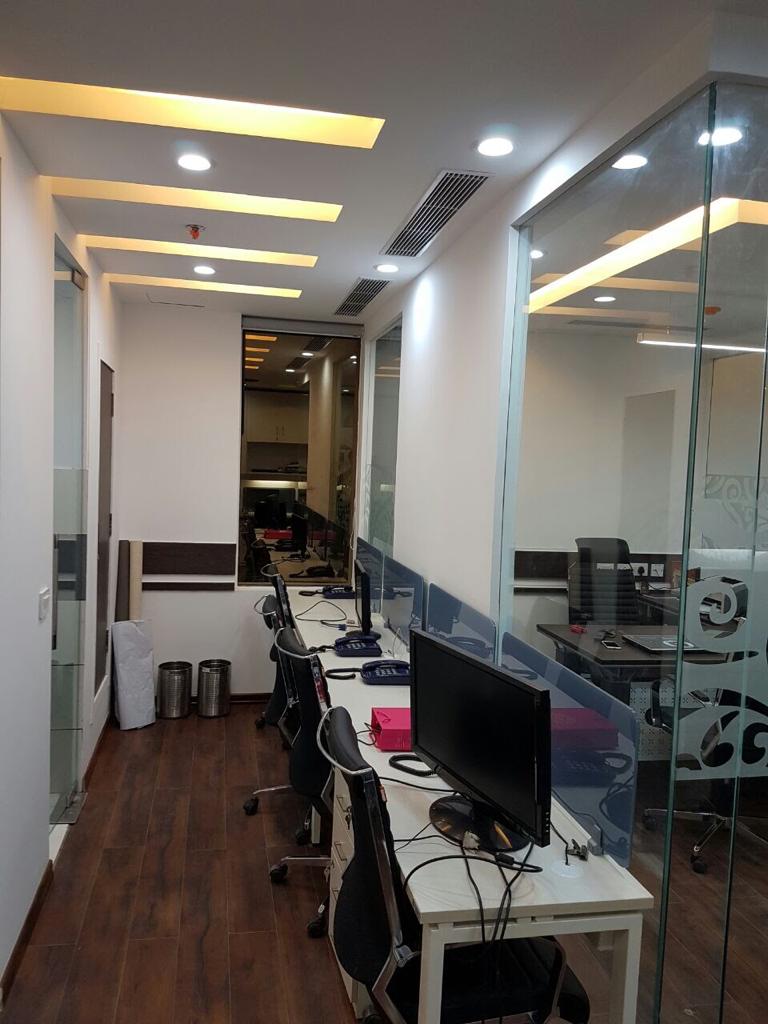 Resale Commercial Office Space in IT/SEZ 1100 Sq.Ft. in JMD Megapolis