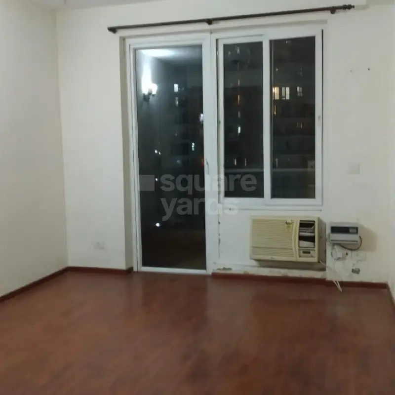 3 BHK + Servant Room Apartment For Rent in GPL Eden Heights