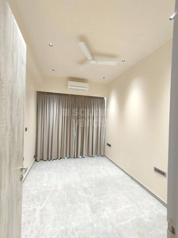 Bedroom in 4 BHK Apartment at Windsor Grande Residences, Andheri West – for Sale