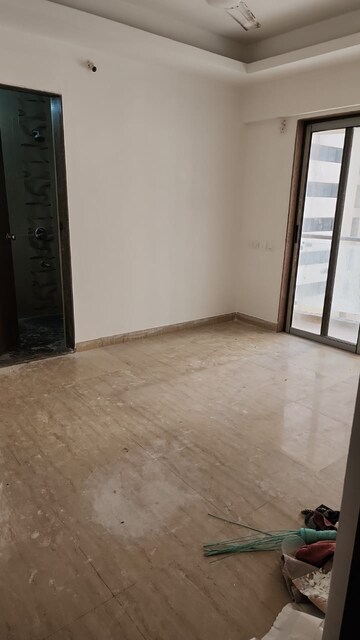 Master Bedroom in 3 BHK Apartment at HDIL Metropolis Residences, Andheri West – for Rent