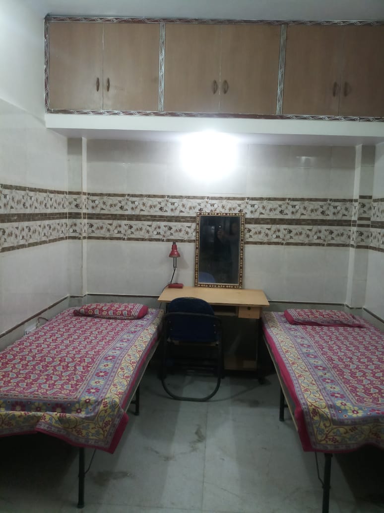 Rental 2 Bedroom 980 Sq.Ft. Independent House in Laxmi Nagar Delhi