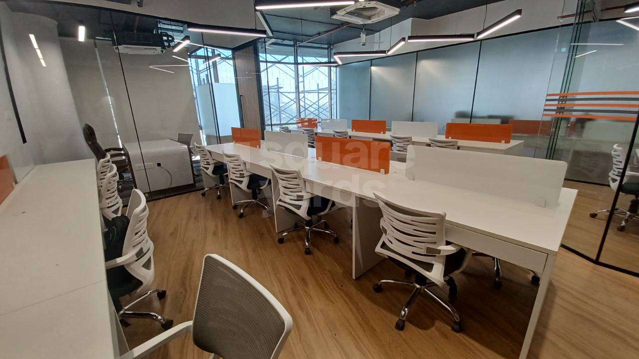 Rental Commercial Office Space 1290 . in Phoenix East Court, Viman  Nagar Pune - 4771467