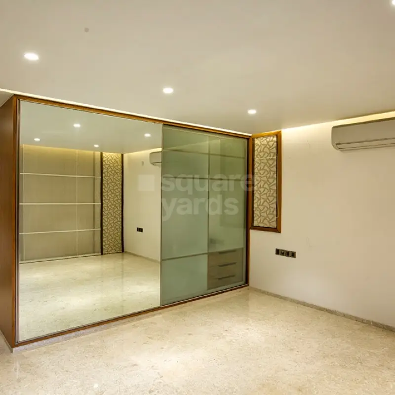 Resale 5 Bedroom 9800 Sq.Ft. Independent House in Sadashiva Nagar