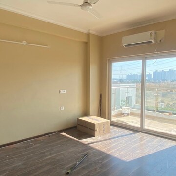 3 BHK Apartment For Rent in Shree Vardhman Victoria, Sector 70
