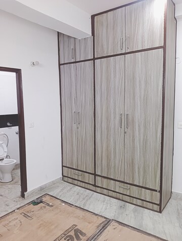 1 BHK Builder Floor For Rent in Sector 54