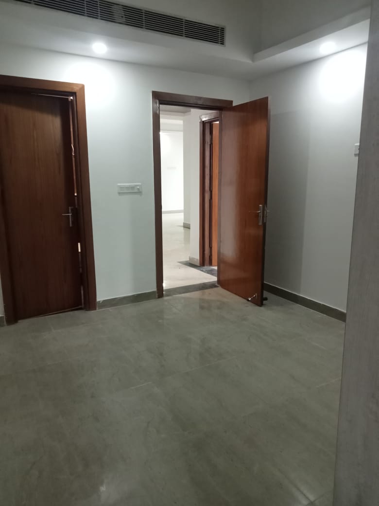 Eldeco Utopia in Sector 93A, Noida 95.70 Lac Floor Plans, Location