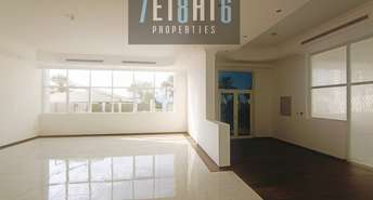 5 BR  Villa For Rent in Nad Al Hamar, Dubai - 4792393
