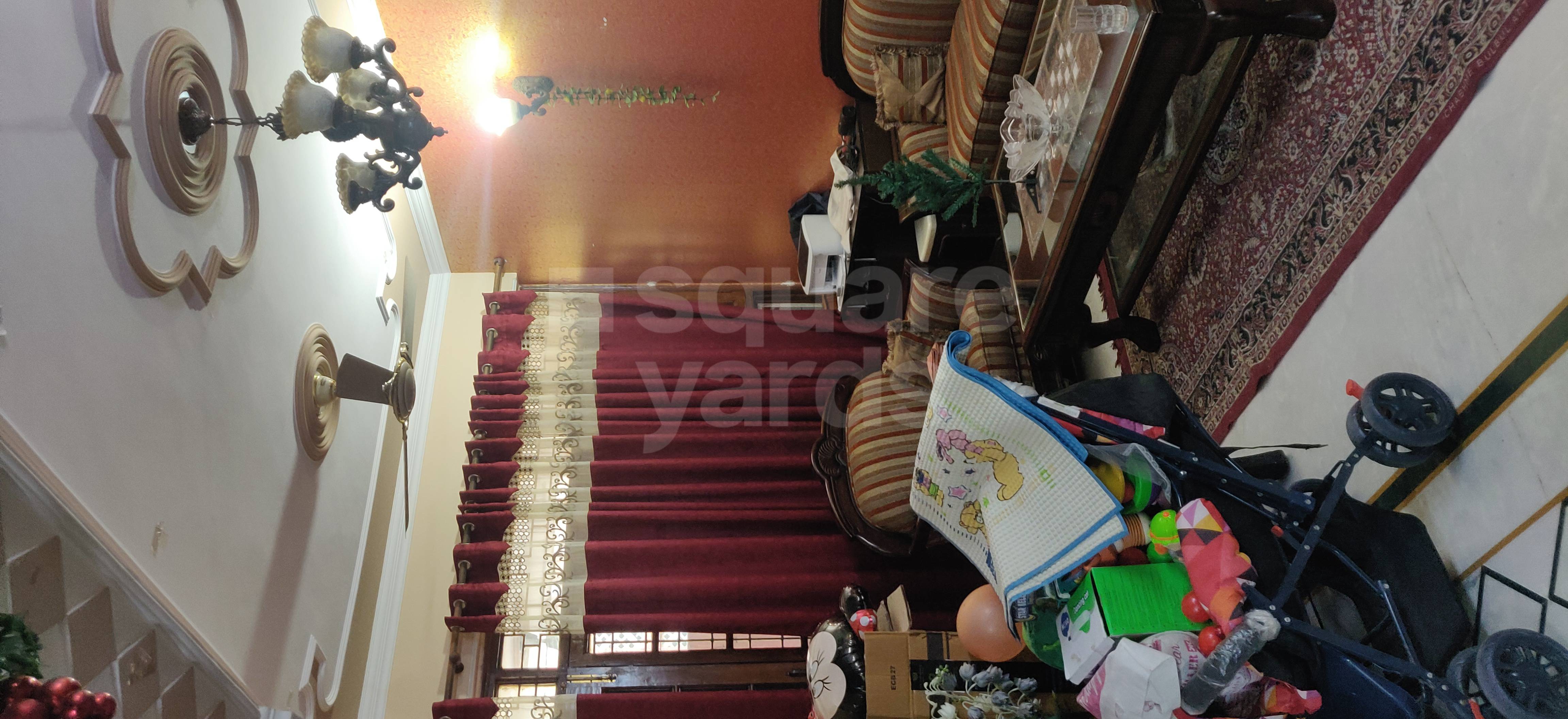 Resale 4 Bedroom 2000 Sq.Ft. Apartment in Manchanda Rama Apartments