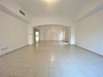 4 BR  Villa For Rent in The Meadows 1, The Meadows, Dubai - 4735684