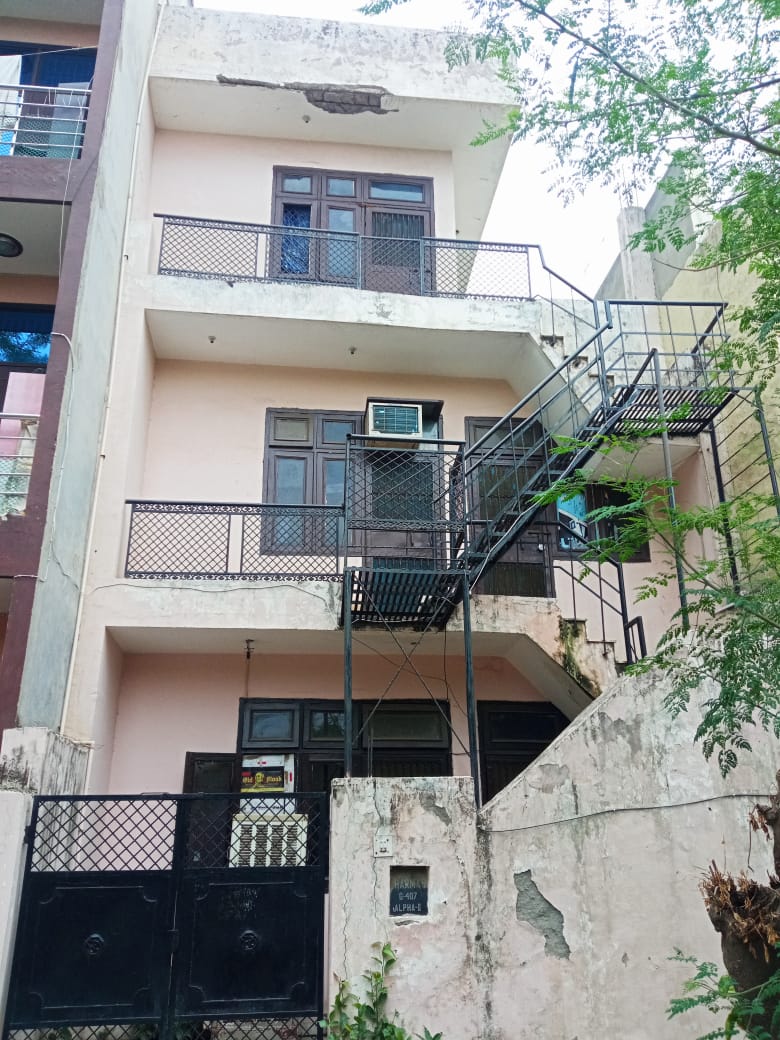 Resale 2 Bedroom 60 Sq.Mt. Independent House in Gn Sector Alpha ii