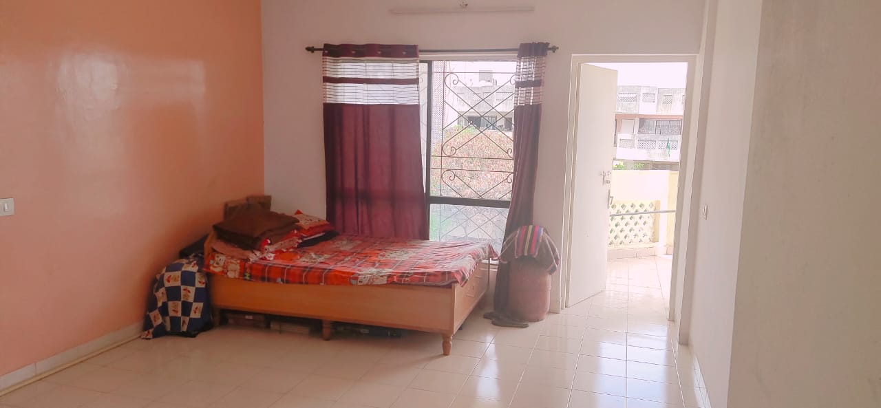 Resale 3 Bedroom 1682 Sq.Ft. Apartment in Brahma Exuberance, Kondhwa