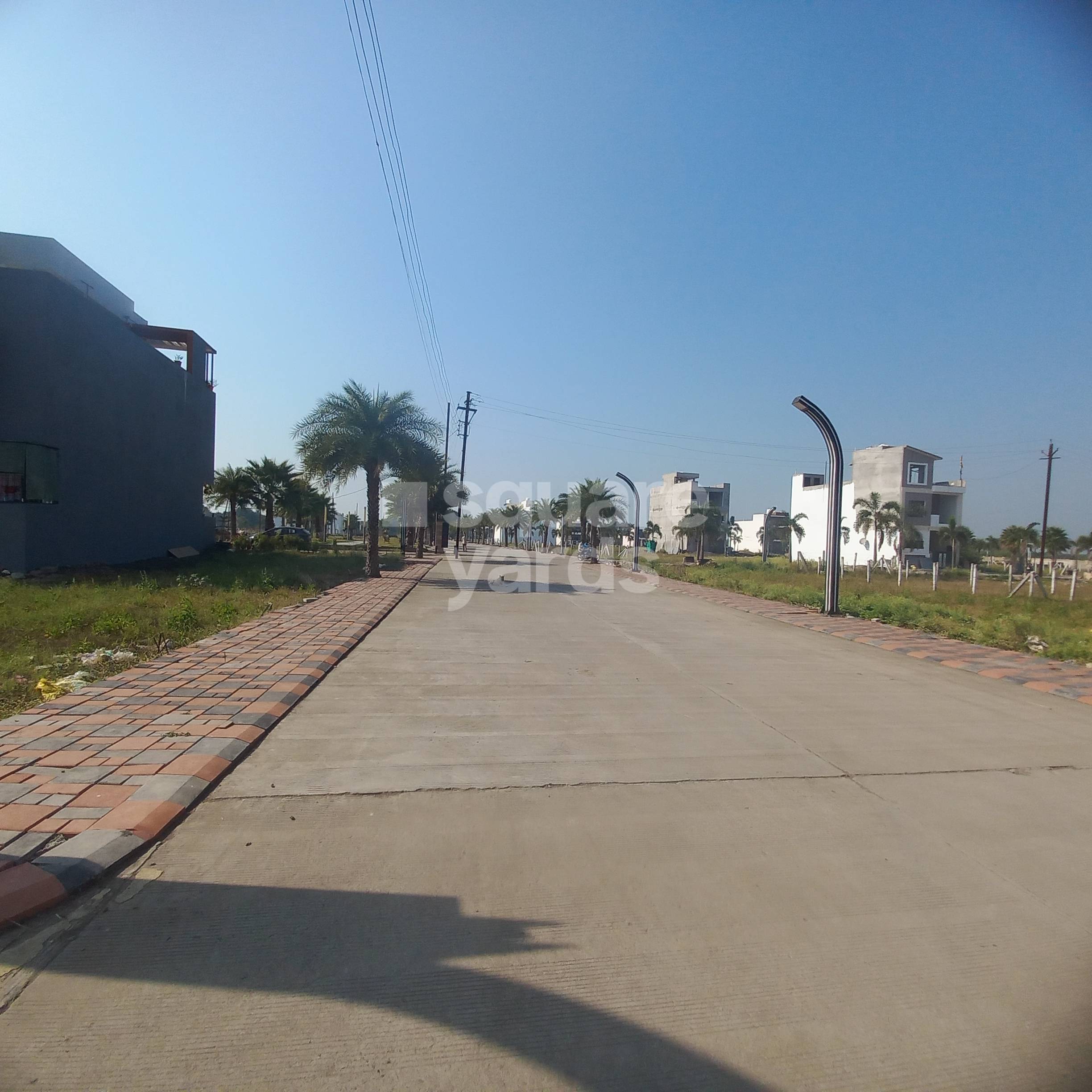 Resale 1000 Sq.Ft. Plot in Super Corridor Indore 5103771