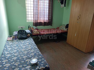 Room in  Pg at Mico Layout – for Rent