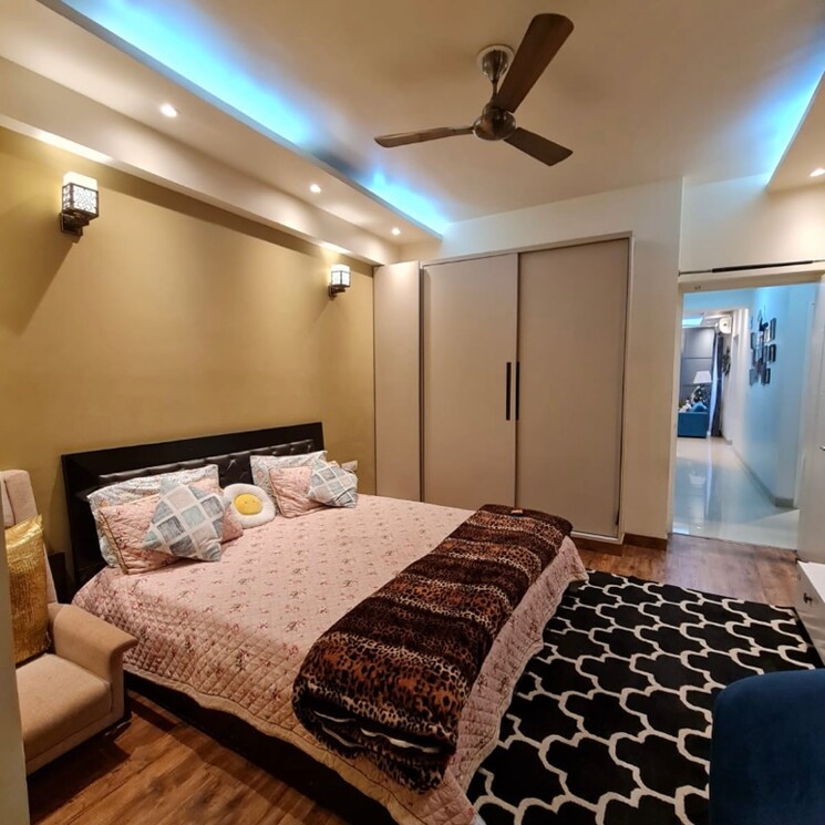 Bedroom, emaar-emerald-estate 3 Bedroom 1395 Sq.Ft. Apartment In Sector 65 Gurgaon 4826795