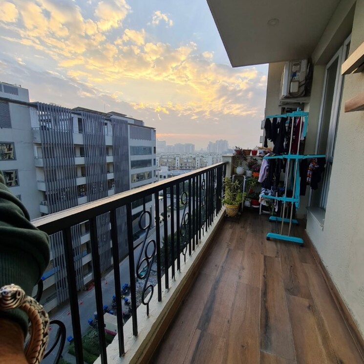 Balcony, emaar-emerald-estate 3 Bedroom 1395 Sq.Ft. Apartment In Sector 65 Gurgaon 4826795