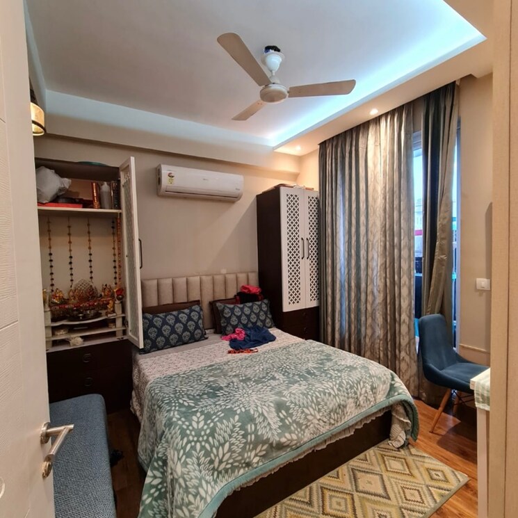 Bedroom, emaar-emerald-estate 3 Bedroom 1395 Sq.Ft. Apartment In Sector 65 Gurgaon 4826795