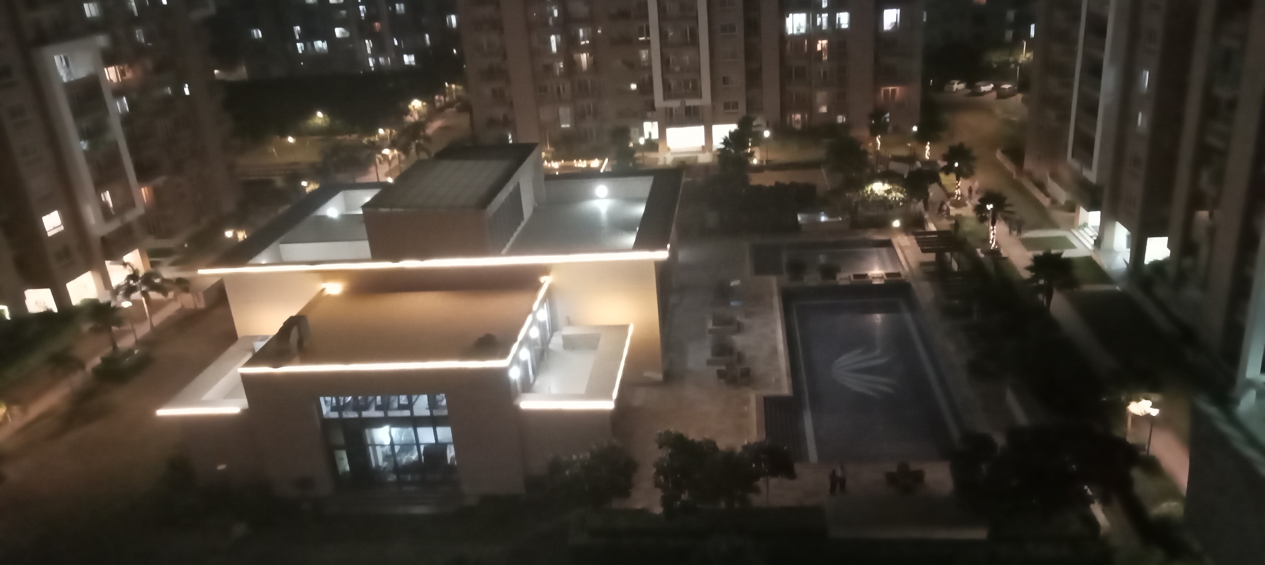 Rental 3 Bedroom 1720 Sq.Ft. Apartment in Emaar Palm Gardens, Sector 83