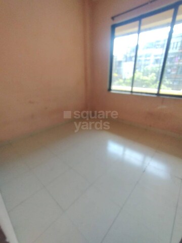 Room in 1 BHK Apartment at Seawoods – for Rent