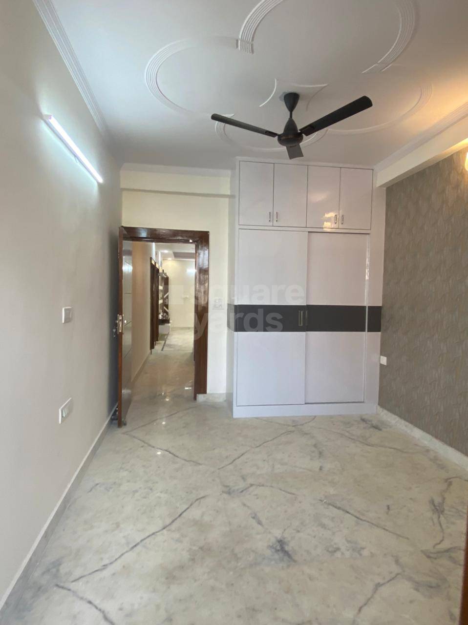 Resale 3 Bedroom 1200 Sq.Ft. Apartment in Indus Appartments, Indrapuram