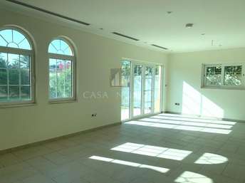 5 BR  Villa For Sale in Legacy, Jumeirah Park, Dubai - 4837418