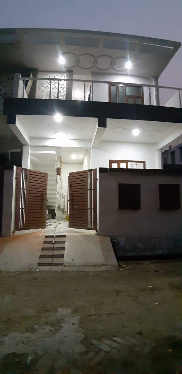 Resale 4 Bedroom 1850 Sq.Ft. Villa in Rishi Greens, Faizabad Road