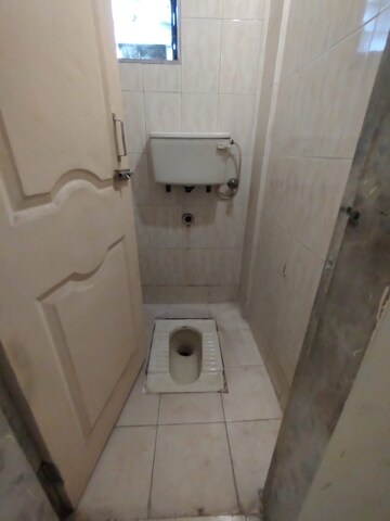 Bathroom in 1 BHK Apartment at Seawoods – for Rent